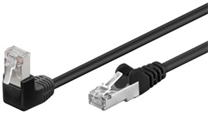 CAT 5e kabel krosowy, 1x 90° pod kątem, F/UTP, czarny, 0,5 m